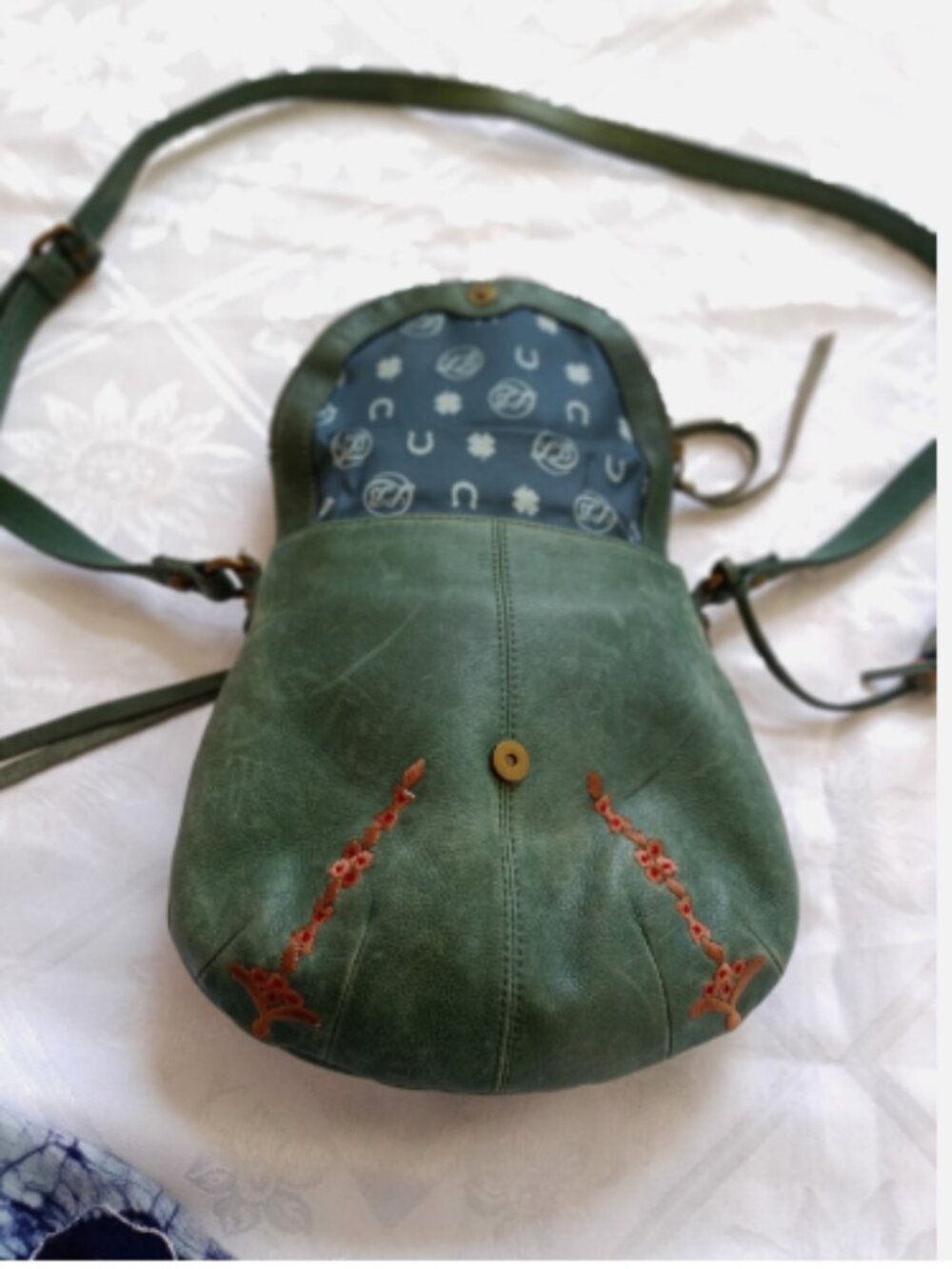 Lucky Brand Genuine Leather Embroidery Shoulder Bag Multiple Compartments Green - Picture 10 of 16
